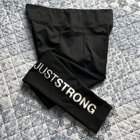 Just Strong Black Outfit - Size XL - Picture 7 of 8